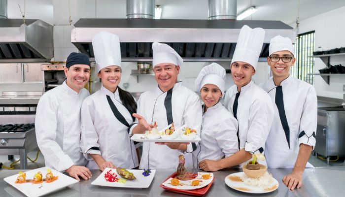 pros-and-cons-of-working-in-catering